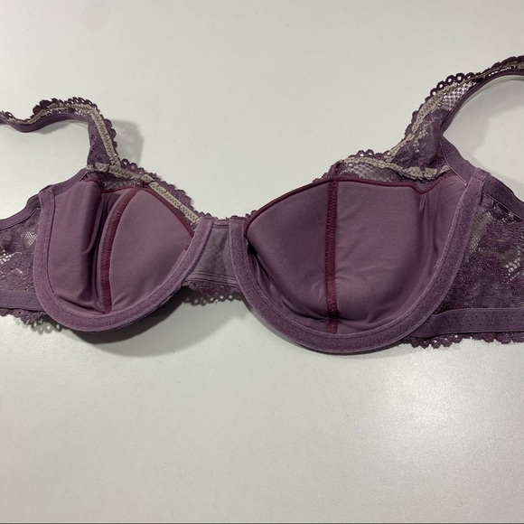 Vintage VS Unlined Purple Lace Bra - Picture 10 of 16